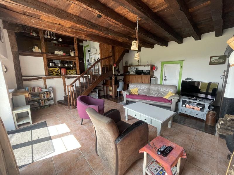 Propriété - 234 m² - 6 pièces