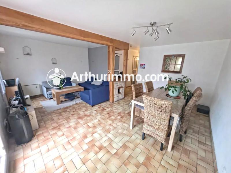 Appartement - 82 m² - 4 pièces