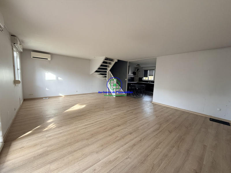 Villa - 80 m² - 4 pièces