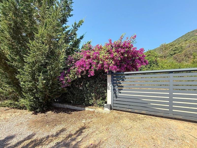 Villa - 200 m² - 5 pièces