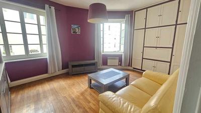 Appartement - 93 m² - 4 pièces