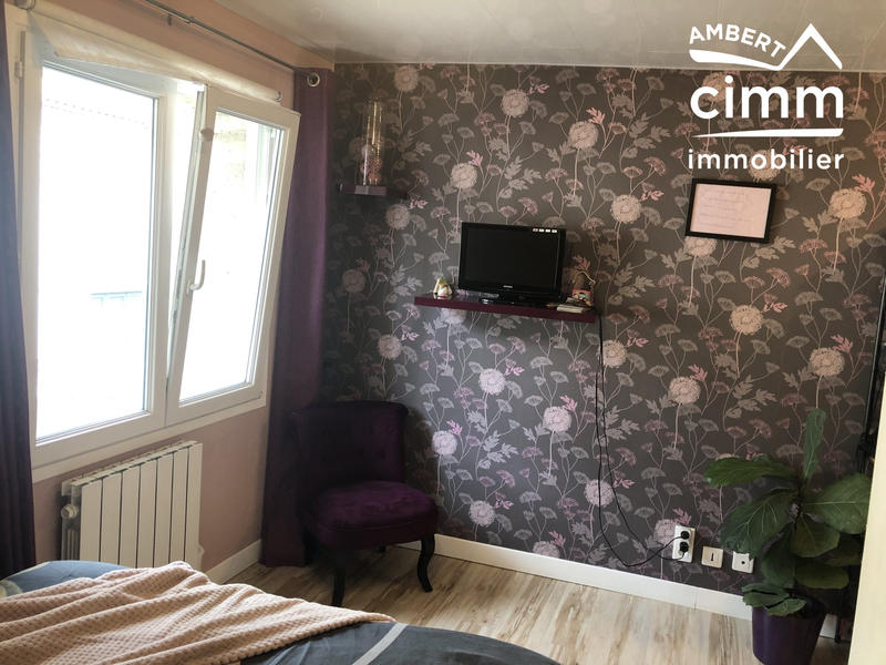 Maison - 122 m² - 8 pièces