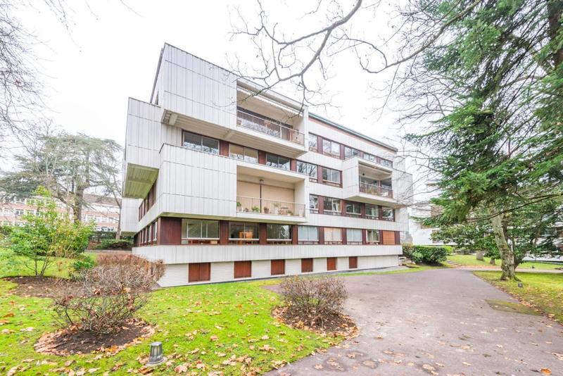 Appartement - 107 m² - 4 pièces