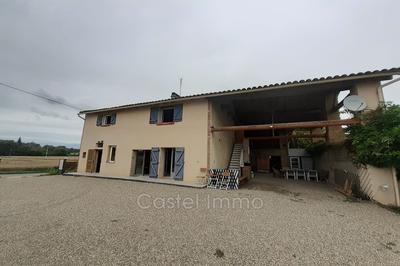 Maison - 235 m² - 6 pièces