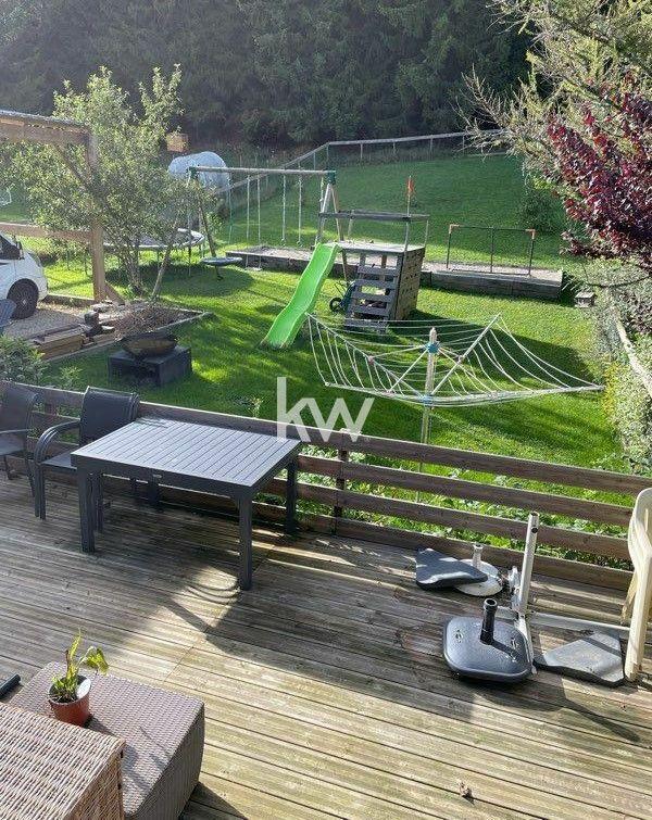 Maison de village - 357 m² - 10 pièces