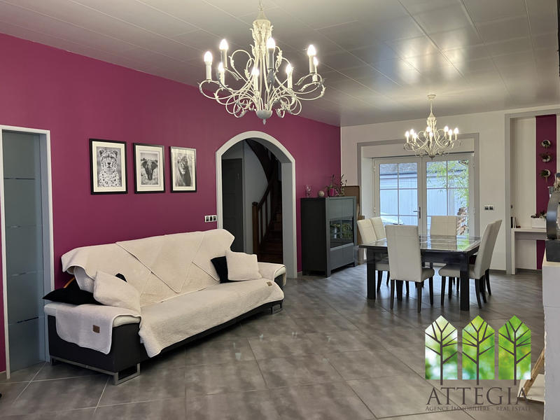 Maison - 175 m² - 8 pièces