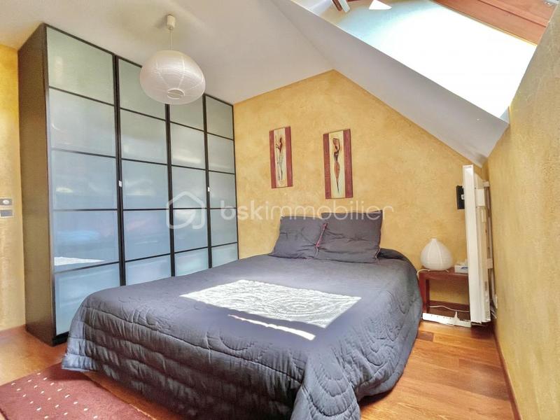 Maison - 135 m² - 7 pièces