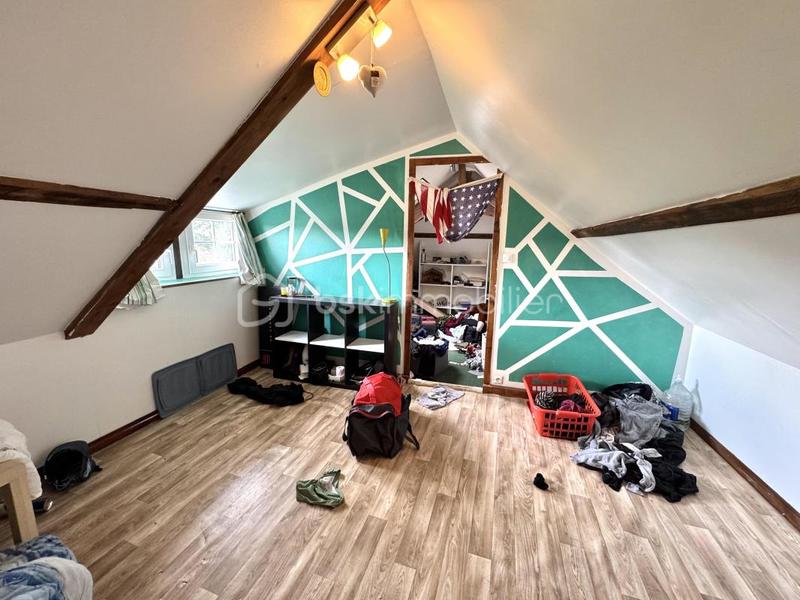 Maison - 127 m² - 7 pièces