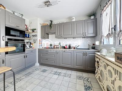 Maison - 115 m² - 6 pièces