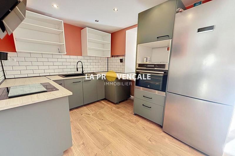 Appartement - 65 m² - 3 pièces