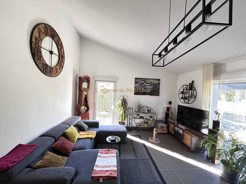 Maison - 98 m² - 4 pièces