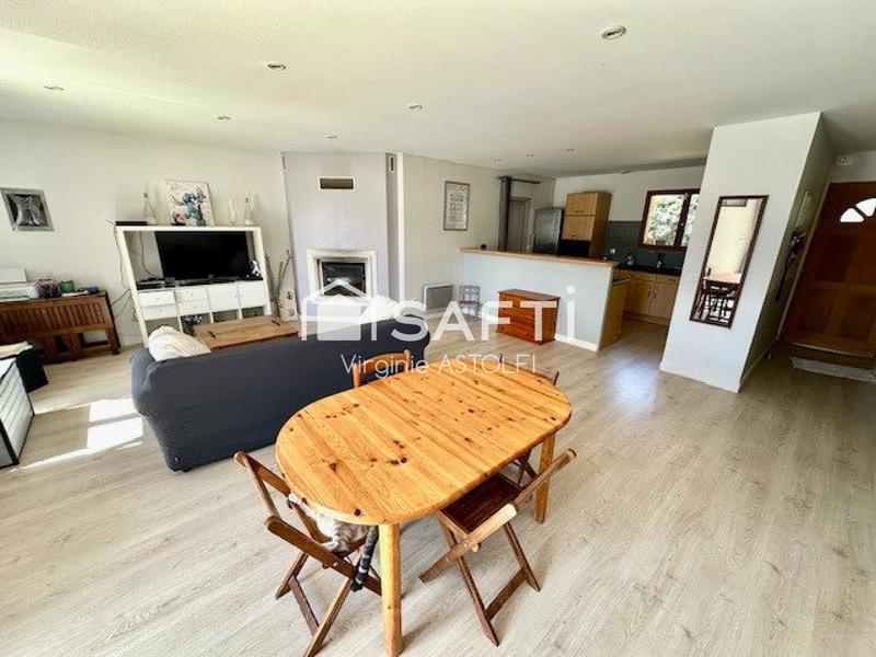 Maison - 100 m² - 4 pièces