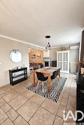 Maison - 96 m² - 5 pièces