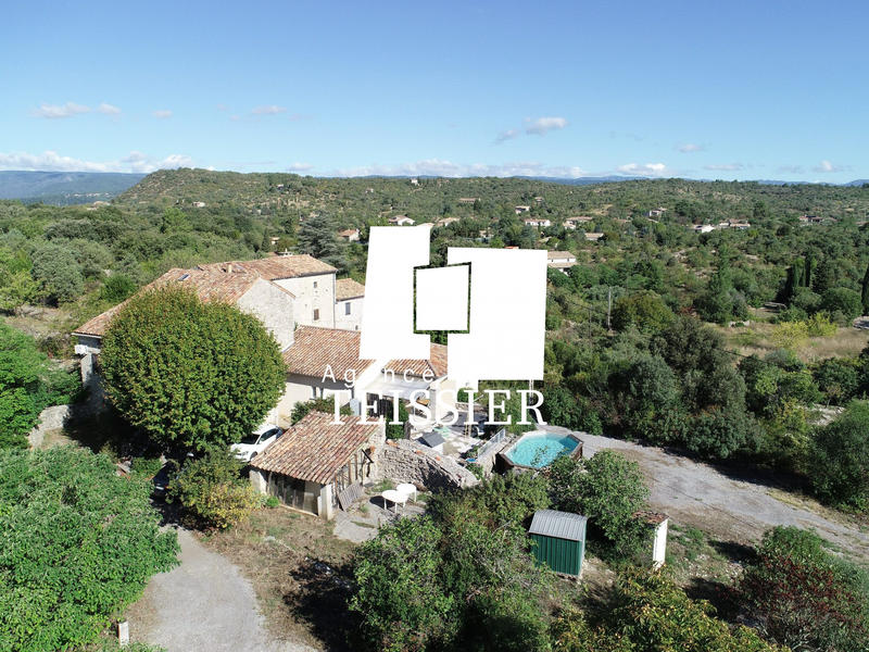 Maison - 146 m² - 7 pièces