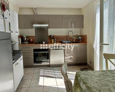 Maison - 123 m² - 6 pièces