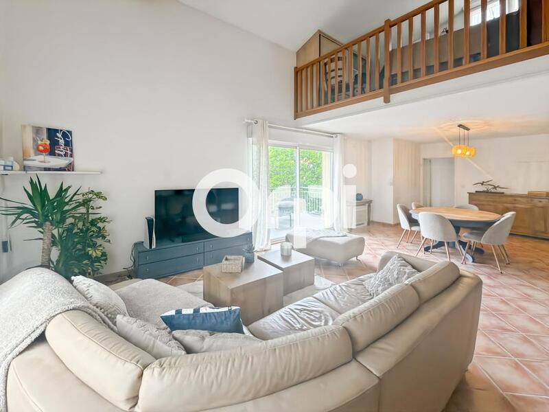 Appartement - 134 m² - 4 pièces