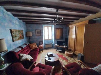 Maison - 180 m² - 7 pièces