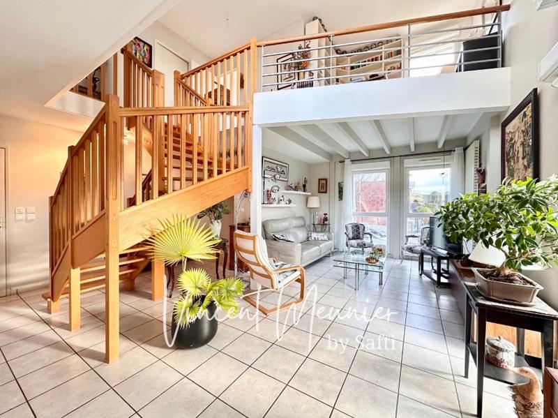 Maison - 105 m² - 5 pièces