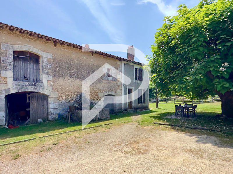 Maison - 157 m² - 4 pièces