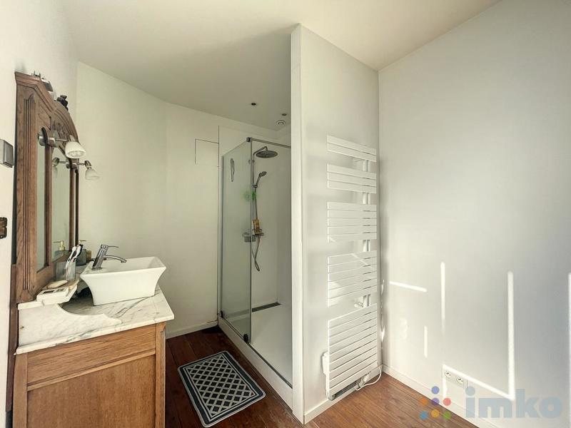 Maison bourgeoise - 251 m² - 12 pièces