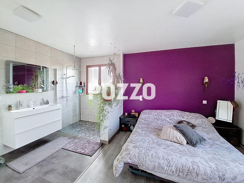 Maison - 165 m² - 8 pièces