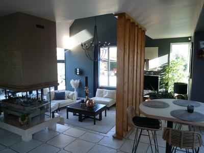 Maison - 291 m² - 7 pièces