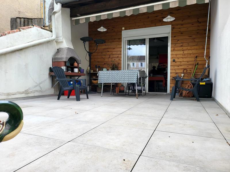 Maison - 241 m² - 5 pièces