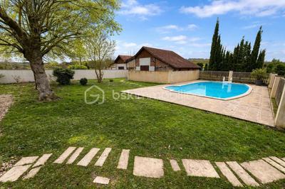 Maison - 113 m² - 4 pièces