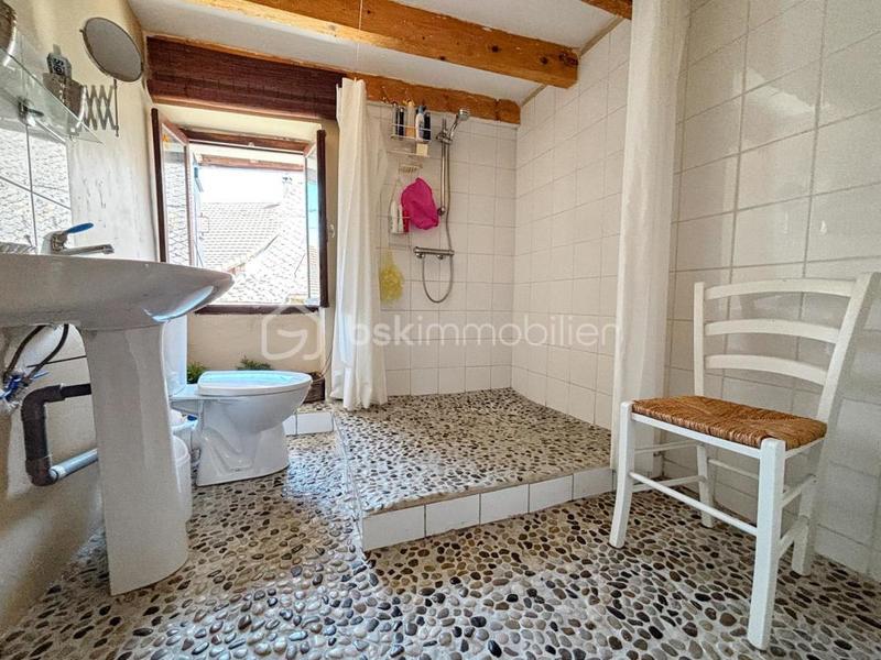 Maison de village - 112 m² - 5 pièces