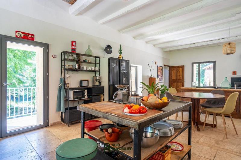 Mas - 170 m² - 6 pièces