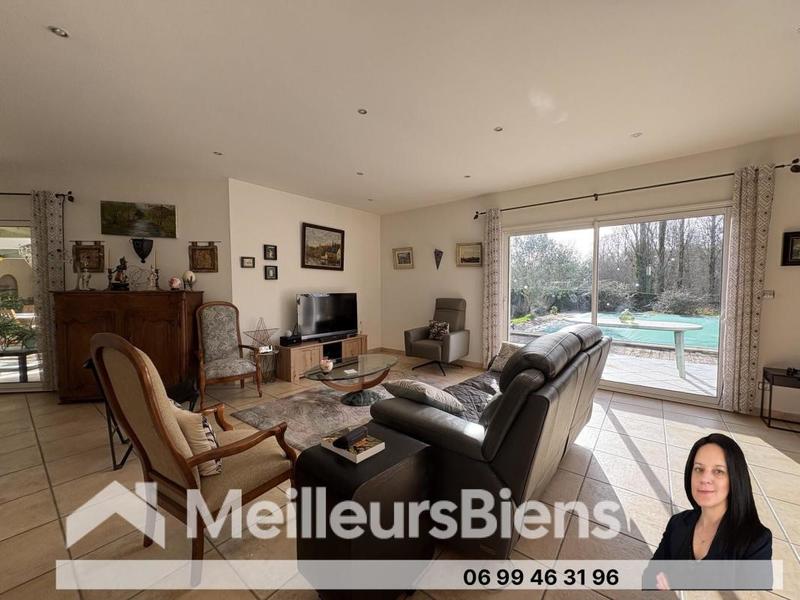 Maison - 160 m² - 5 pièces