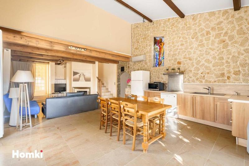 Propriété - 500 m² - 7 pièces