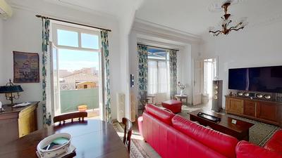 Appartement - 93 m² - 4 pièces