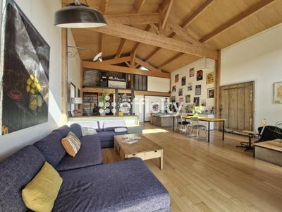 Maison en pierre - 173 m² - 6 pièces