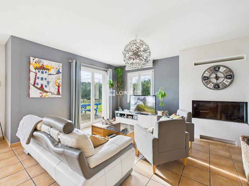 Maison - 134 m² - 7 pièces