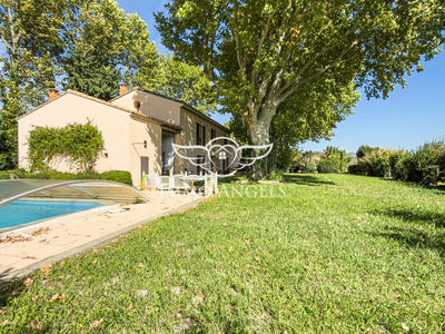 Mas - 268 m² - 9 pièces