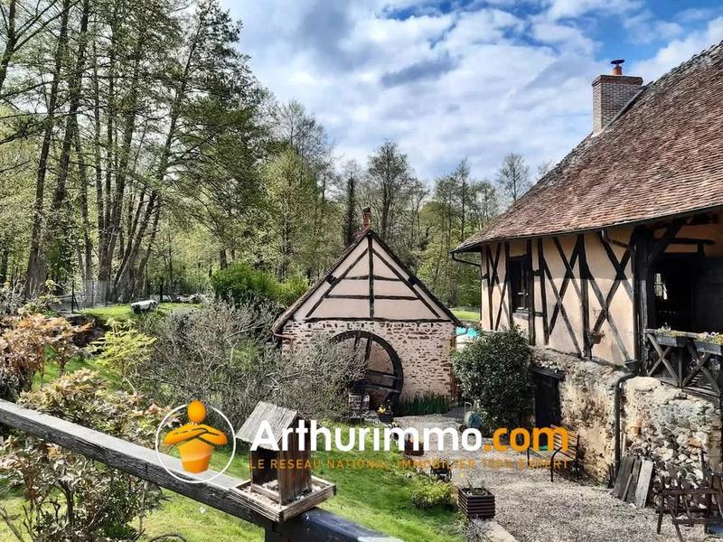 Maison - 370 m² - 10 pièces