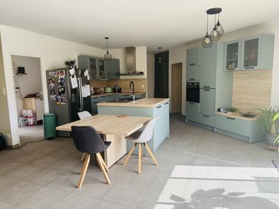 Maison - 170 m² - 6 pièces