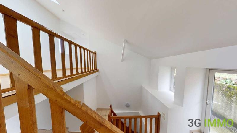 Appartement - 65 m² - 5 pièces