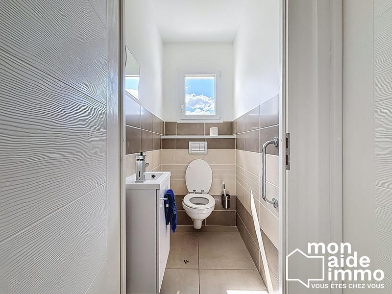 Maison - 110 m² - 4 pièces