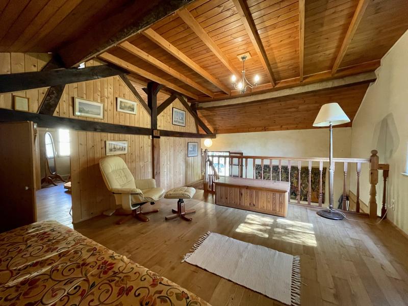 Maison traditionnelle - 81 m² - 4 pièces