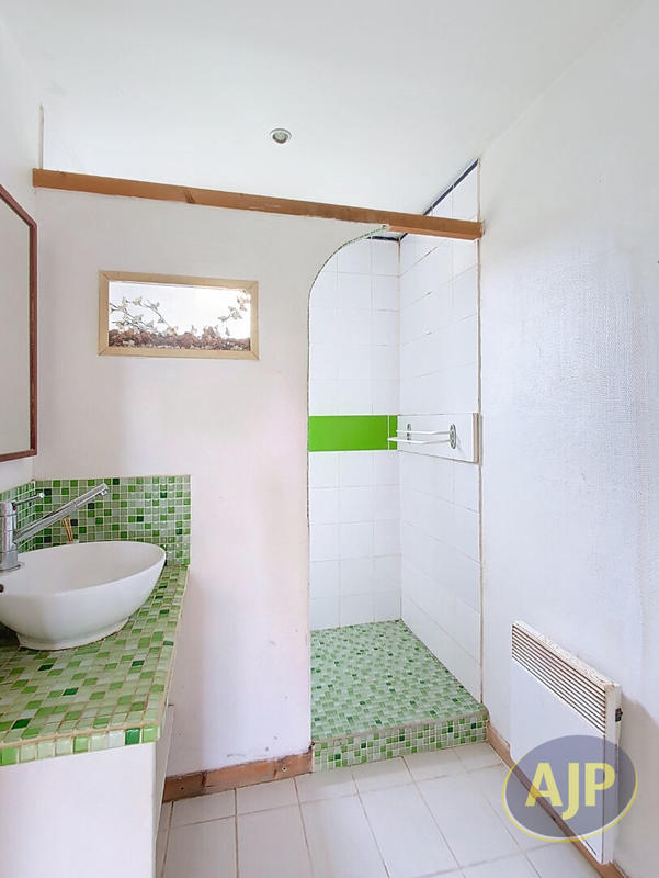 Maison - 160 m² - 8 pièces