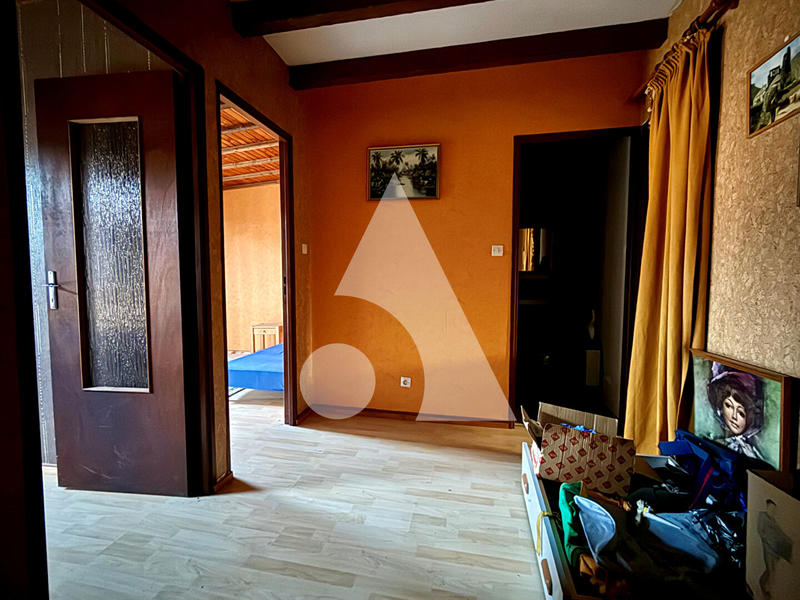 Immeuble - 200 m² - 5 pièces