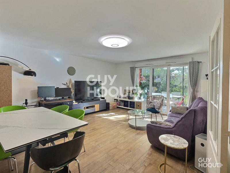 Appartement - 94 m² - 4 pièces