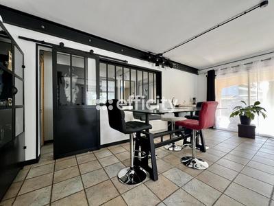 Maison - 146 m² - 6 pièces