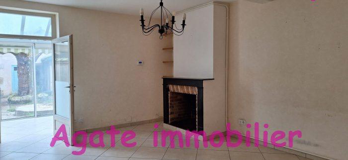 Maison de village - 100 m² - 4 pièces