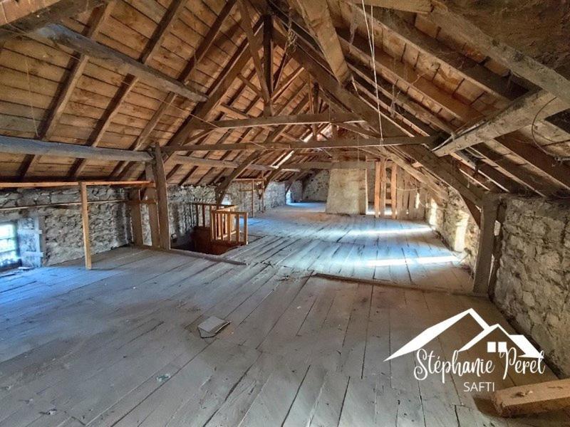 Maison - 200 m² - 8 pièces