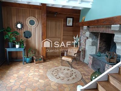 Maison - 377 m² - 10 pièces