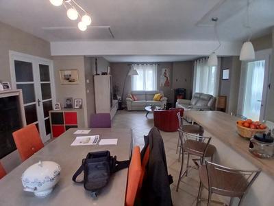 Maison - 87 m² - 5 pièces