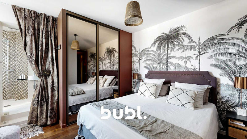 Appartement - 125 m² - 6 pièces